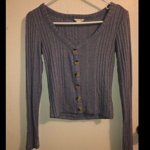 Aeropostale blue long sleeve light sweater size small.